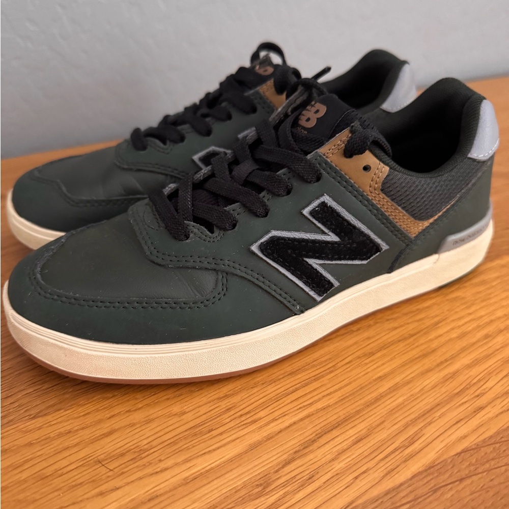New Balance Boys Green Sneakers